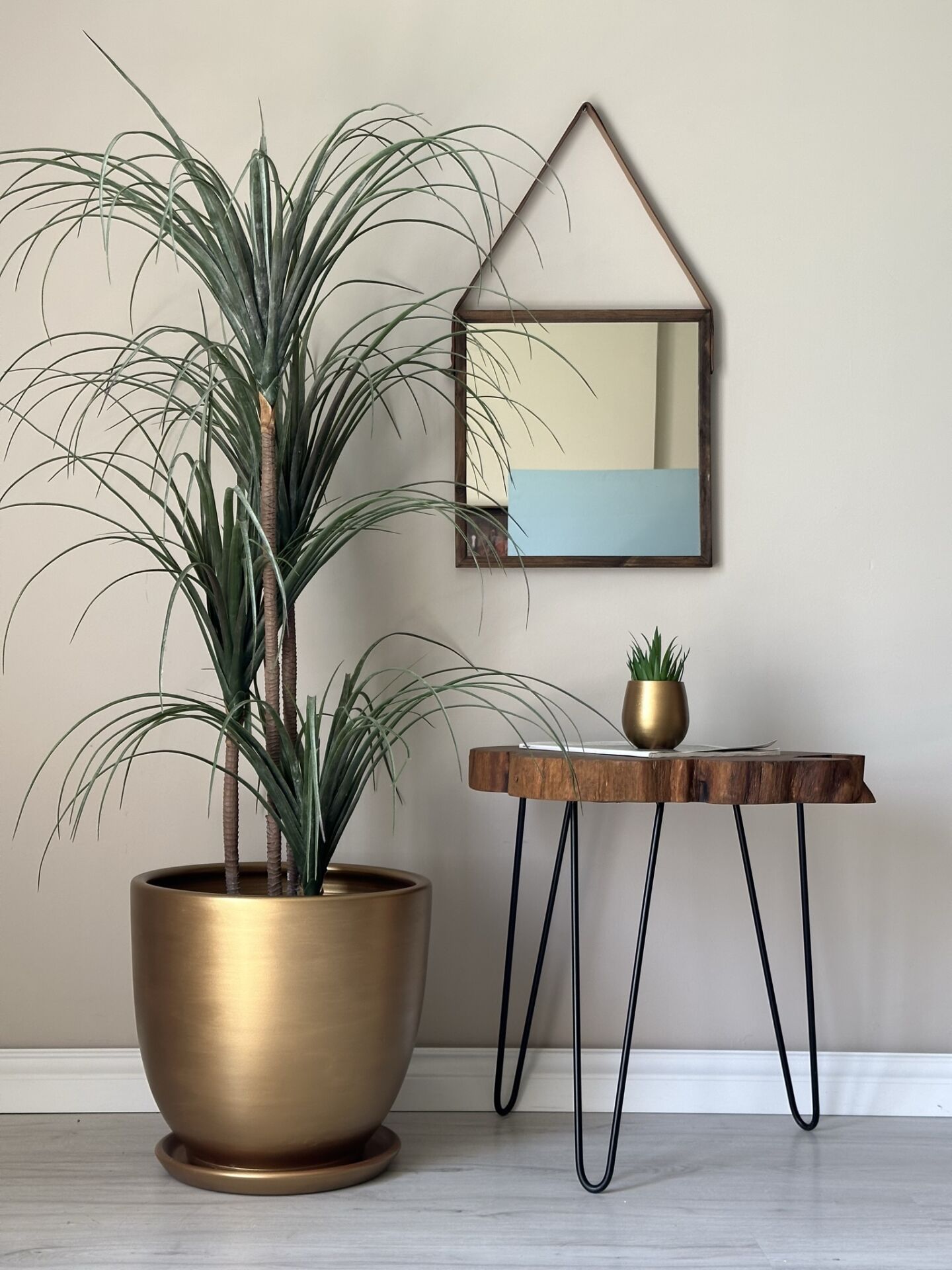 Klasik Saksı Tabaklı-Gold