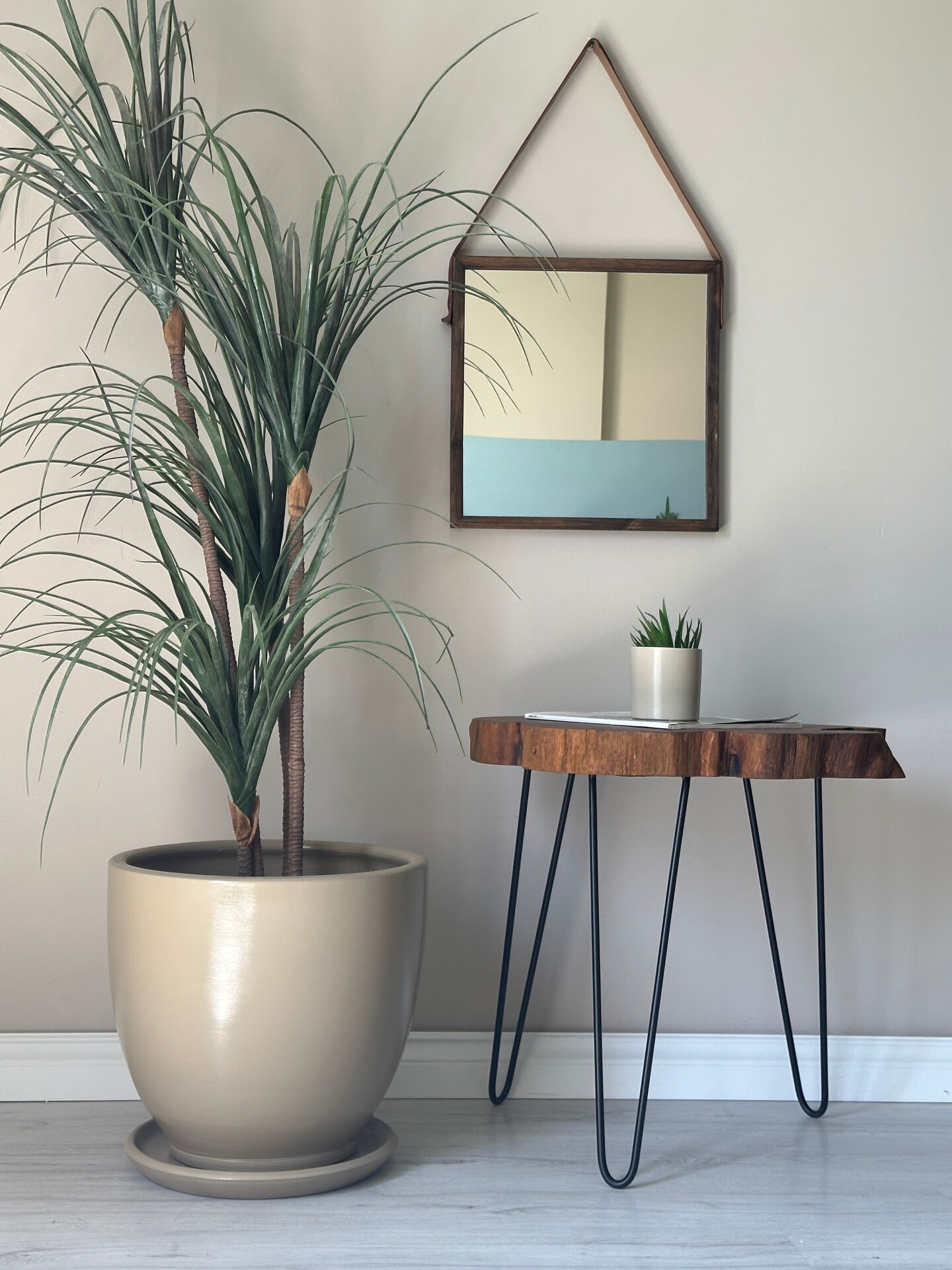 Klasik Saksı Tabaklı-Bej