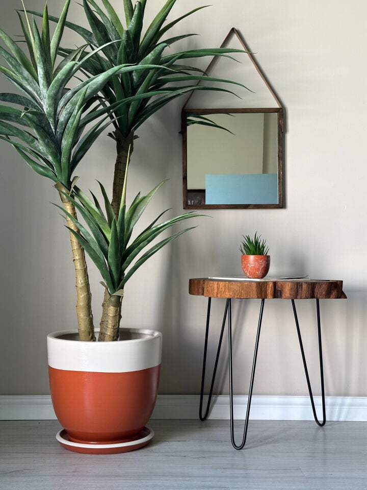 Klasik Saksı Tabaklı-Kiremit Ekru