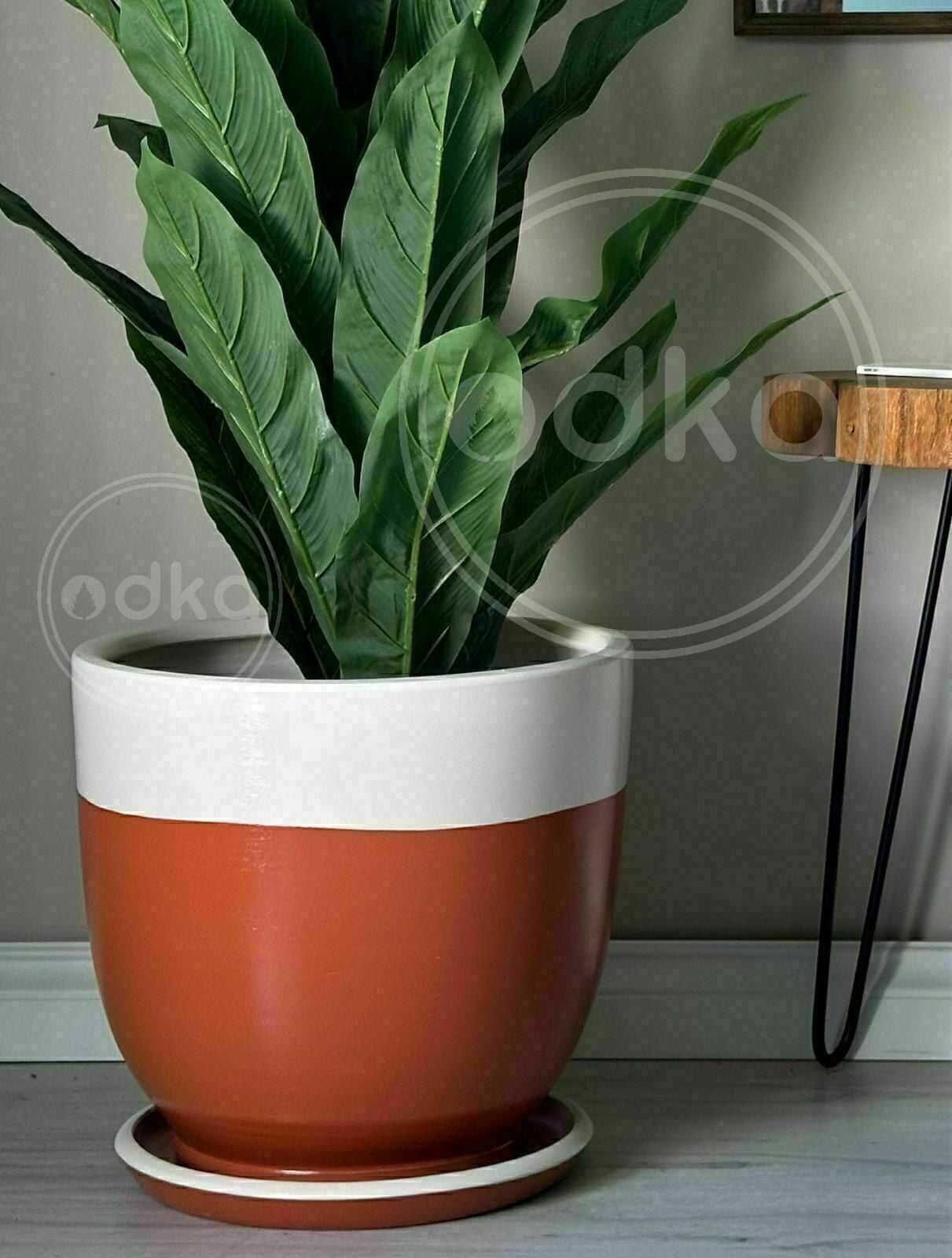 Lily Klasik Saksı Tabaklı Yükseklik 30cm Çap 32cm Kiremit-Ekru