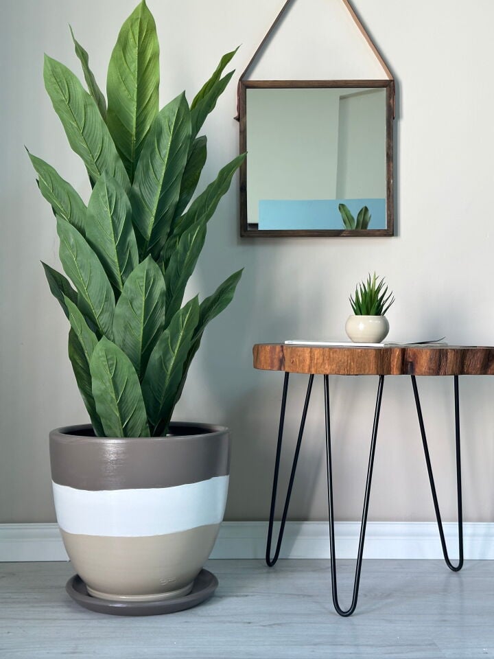 Lily Klasik Saksı Tabaklı Yükseklik 30cm Çap 32cm