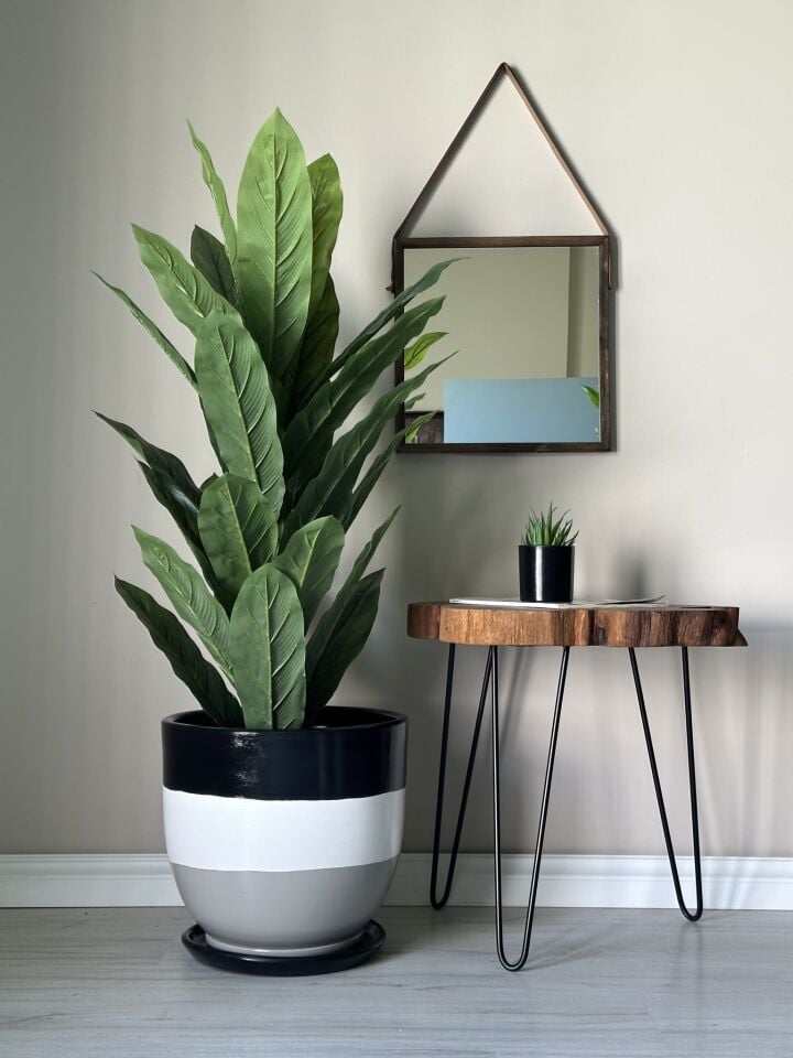 Lily Klasik Saksı Tabaklı Yükseklik 30cm Çap 32cm