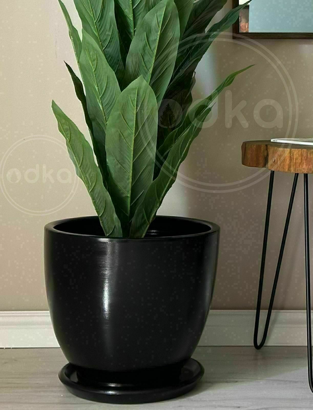 10 Lt Saksı Klasik Saksı Tabaklı Yükseklik 23cm Çap 25cm Siyah