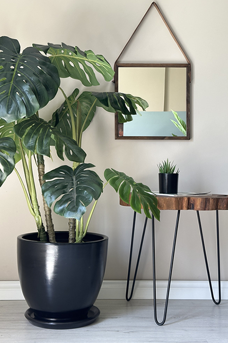 Klasik Saksı-Siyah H:38cm X Çap:40cm (40 Litre)