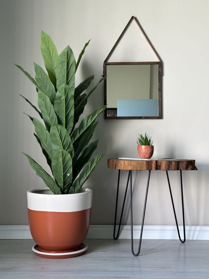 Lily Klasik Saksı Tabaklı Yükseklik 30cm Çap 32cm