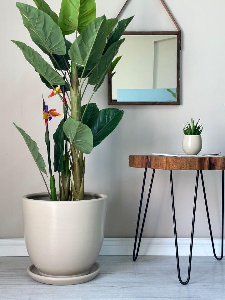 Klasik Saksı Tabaklı-Taş