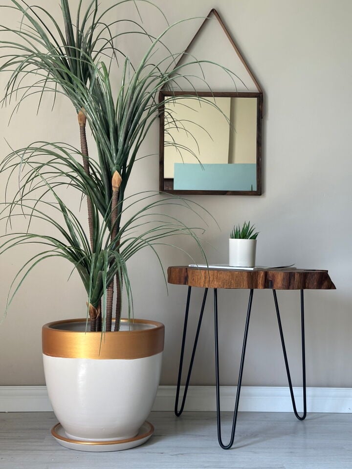 Klasik Saksı Tabaklı-Ekru Gold