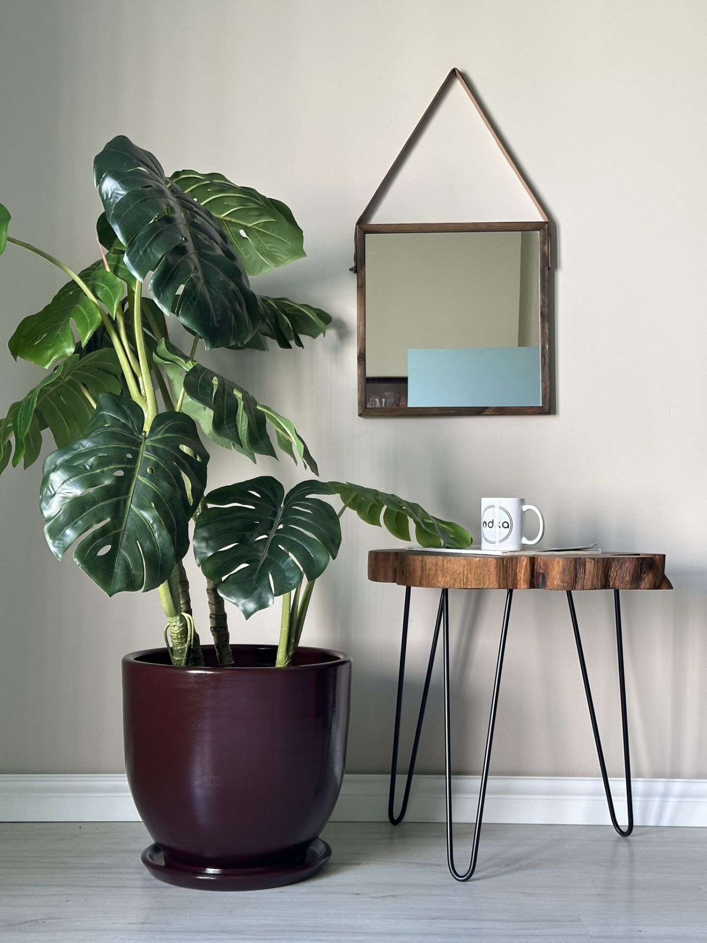 60 Litre Büyük Boy Klasik Saksı Tabaklı Yükseklik 46cm Çap 46cm