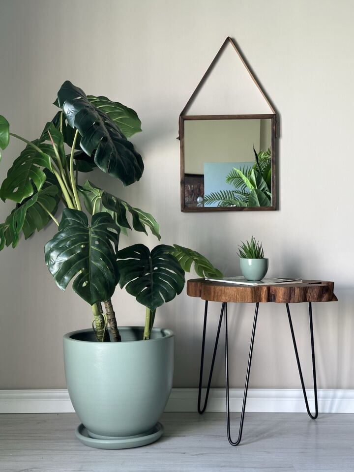 60 Litre Büyük Boy Klasik Saksı Tabaklı Yükseklik 46cm Çap 46cm