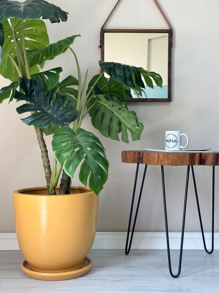 60 Litre Büyük Boy Klasik Saksı Tabaklı Yükseklik 46cm Çap 46cm