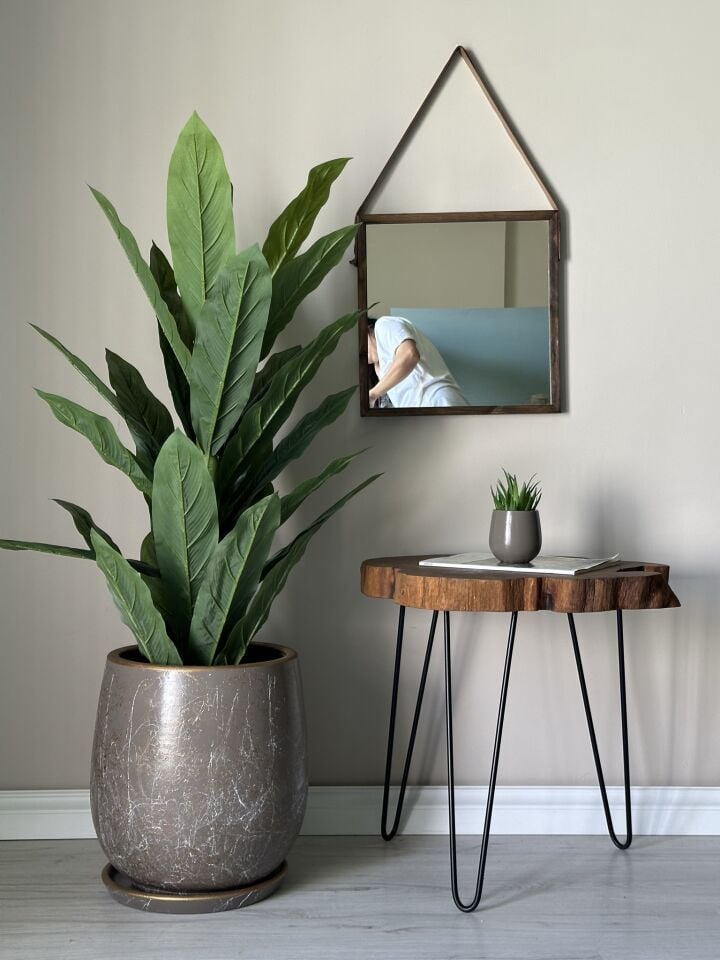 Armut Saksı Tabaklı Yükseklik:32cm Çap:26cm Vizon-Beyaz-Gold