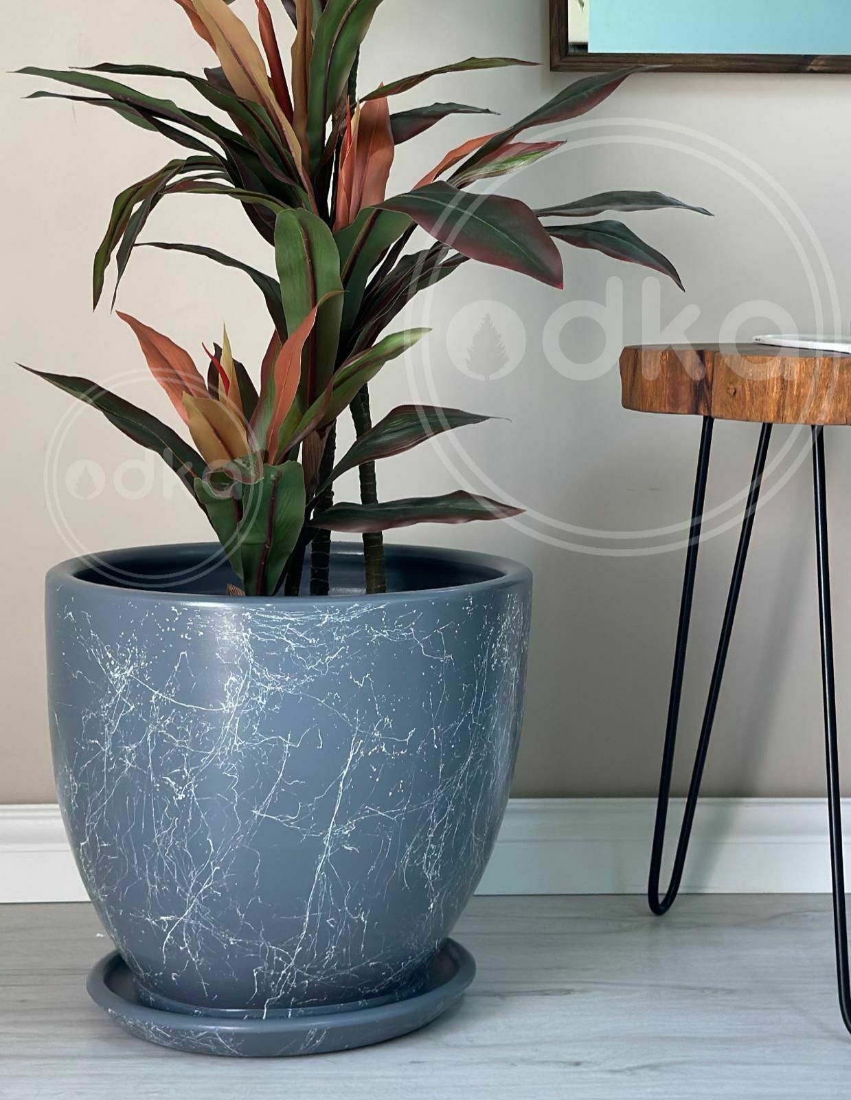 10 Lt Saksı Klasik Saksı Tabaklı Yükseklik 23cm Çap 25cm Koyu Füme Mermer Desenli
