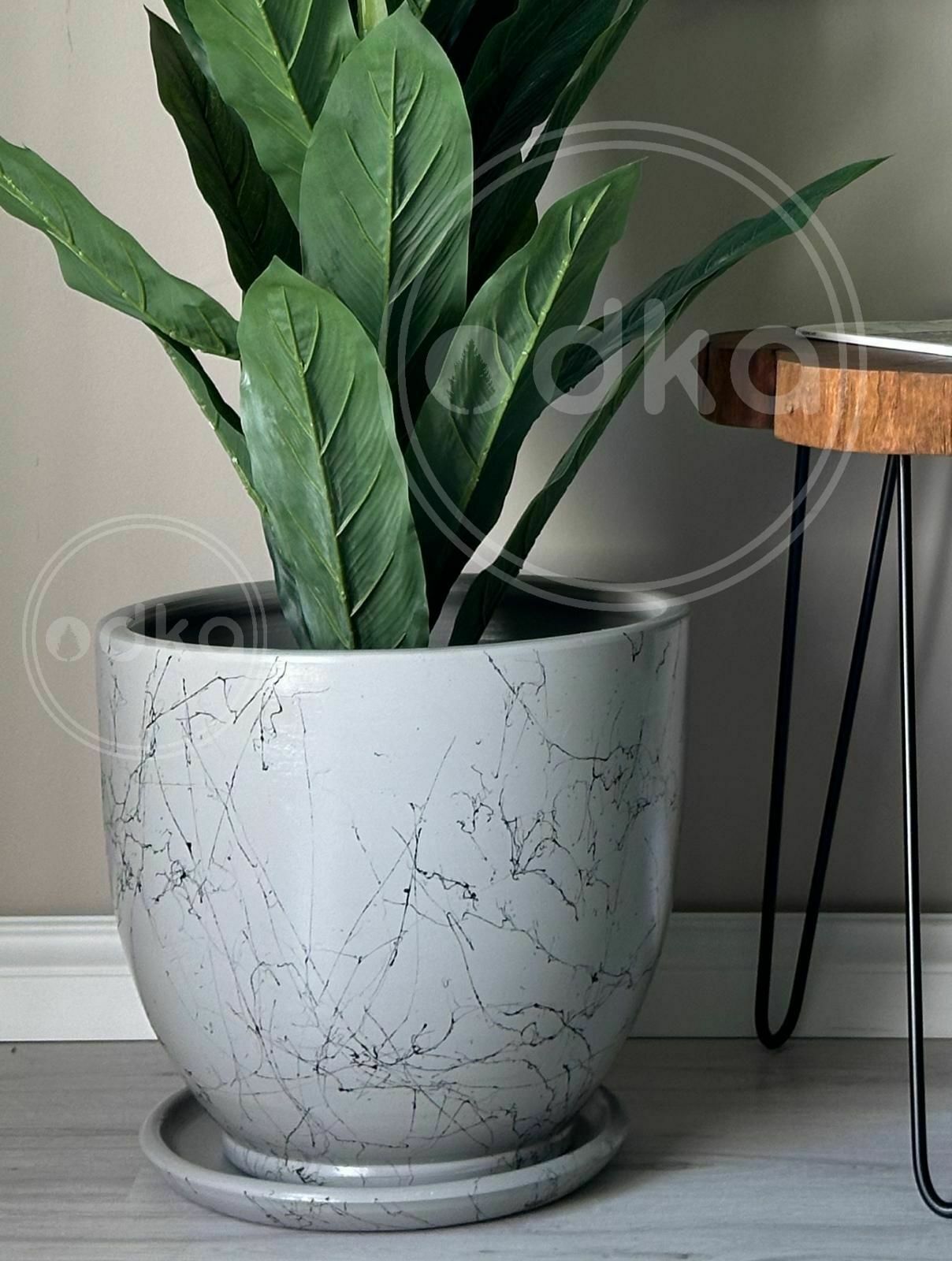 10 Lt Saksı Klasik Saksı Tabaklı Yükseklik 23cm Çap 25cm Granit Siyah Mermer Desenli