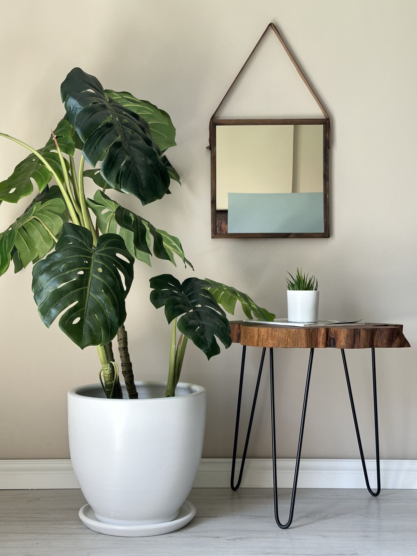 60 Litre Büyük Boy Klasik Saksı Tabaklı Yükseklik 46cm Çap 46cm