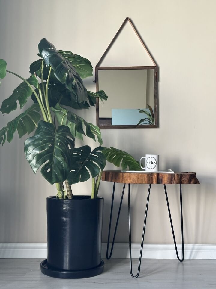 Silindir Saksı Tabaklı -Siyah