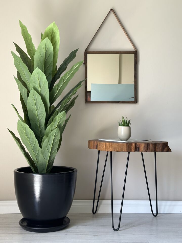 Klasik Saksı Tabaklı Yükseklik 30cm Çap 32cm Siyah