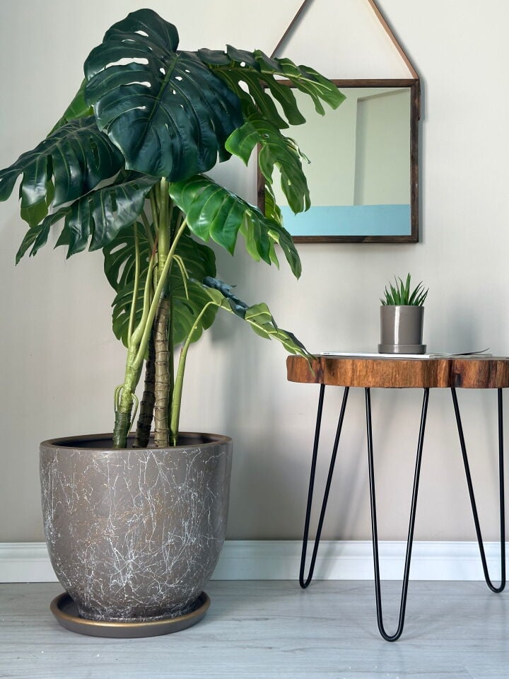 Lily Seri 60 Litre Büyük Boy Klasik Saksı Tabaklı Yükseklik 46cm Çap 46cm