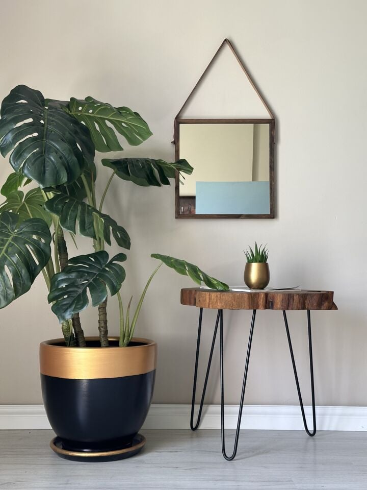 Lily Seri 60 Litre Büyük Boy Klasik Saksı Tabaklı Yükseklik 46cm Çap 46cm