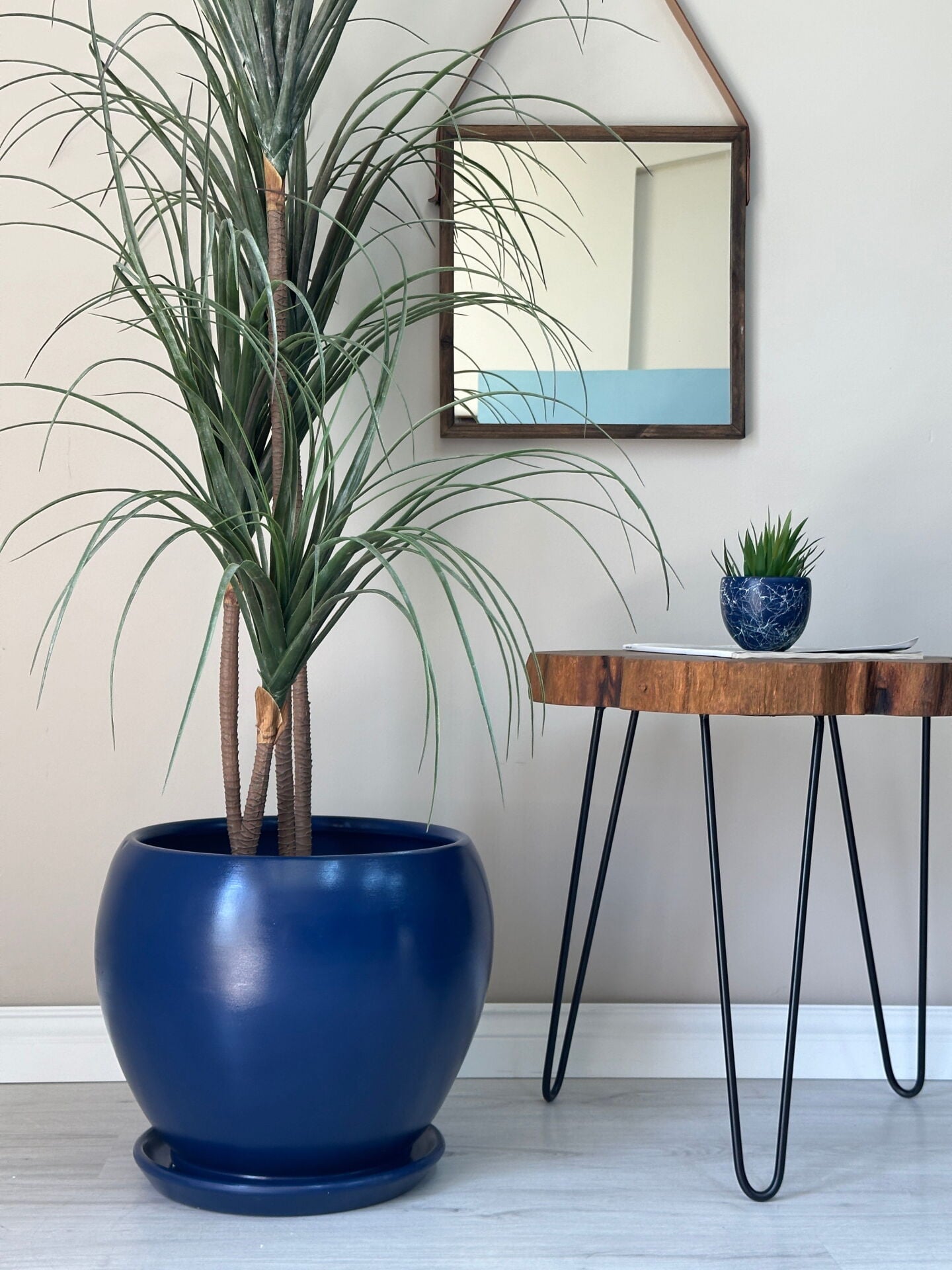 Küre Saksı Tabaklı-Gece Mavisi