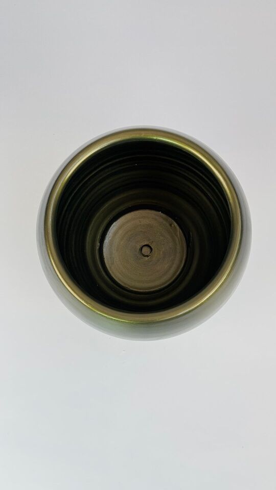 Küre Saksı Tabaklı Yükseklik:27cm Çap:27cm Ceviz
