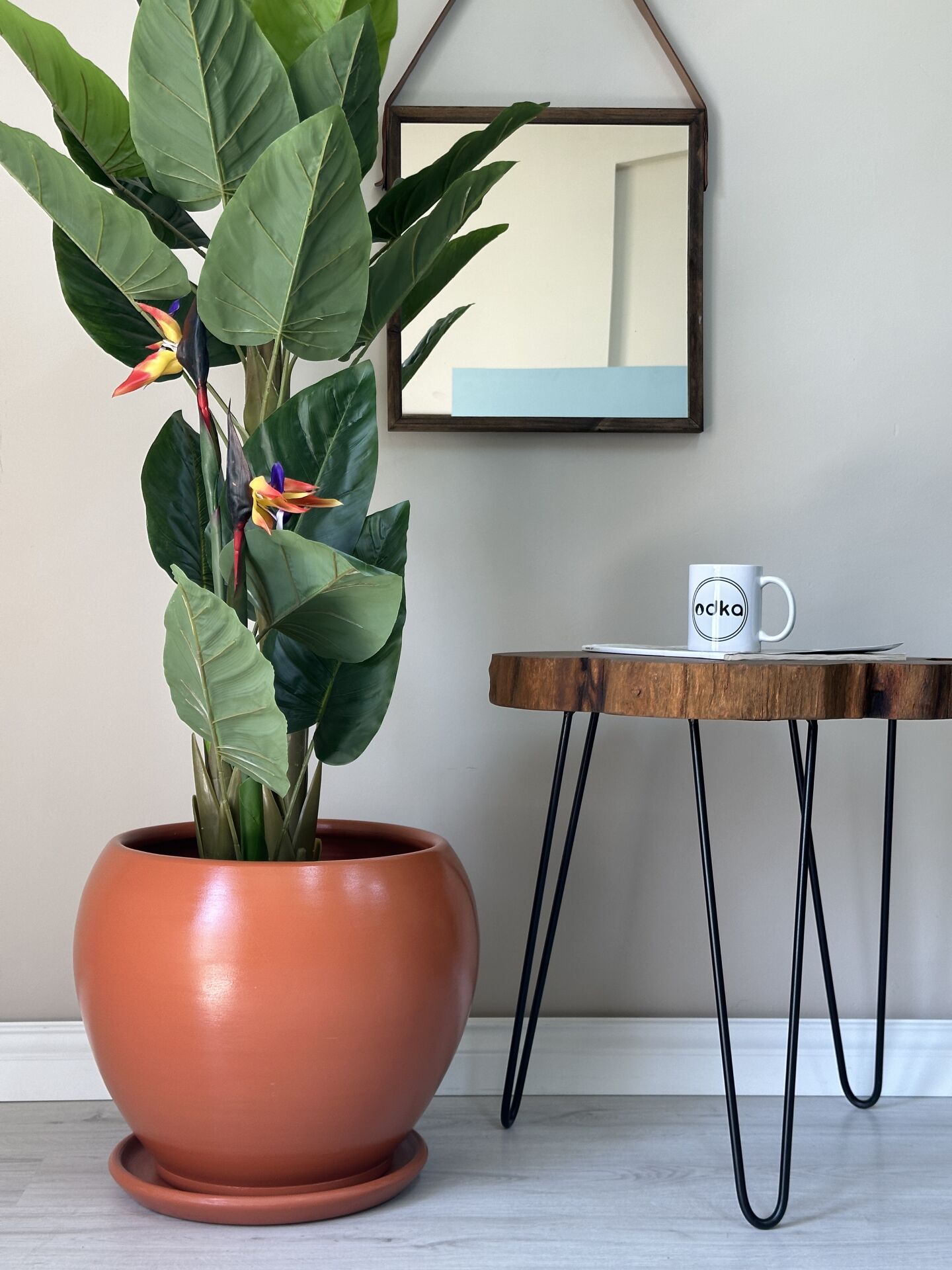 Küre Saksı Tabaklı-Kiremit