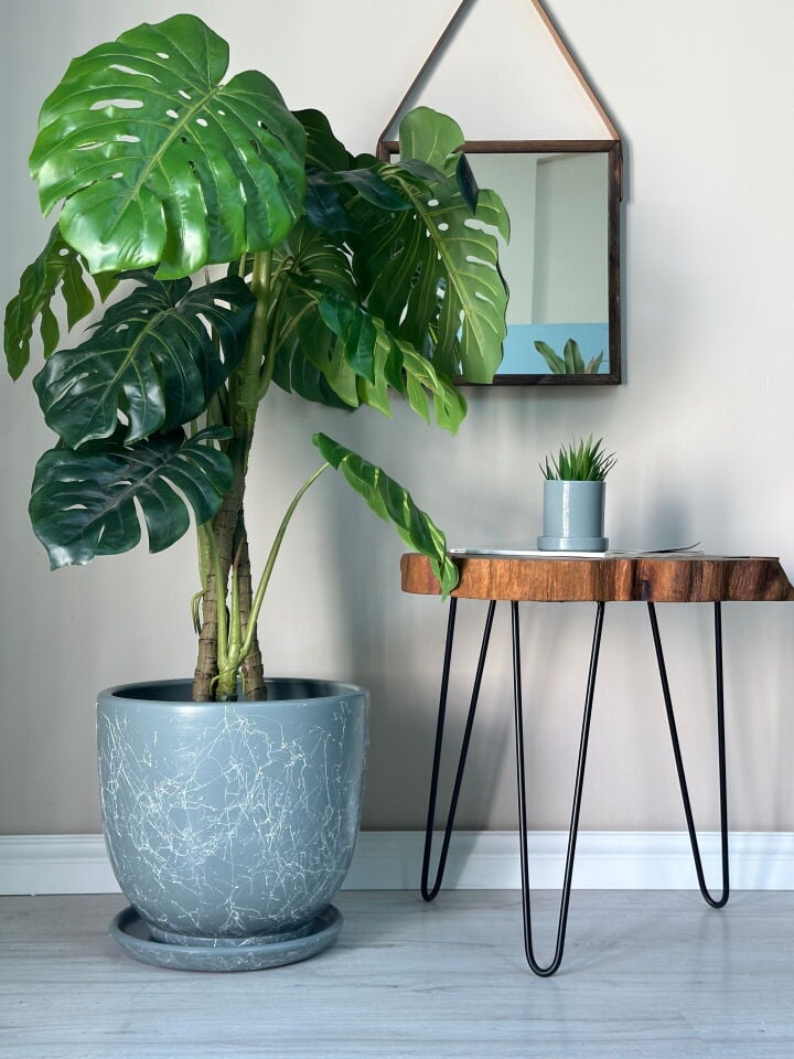 Mia Seri 60 Litre Büyük Boy Klasik Saksı Tabaklı Yükseklik 46cm Çap 46cm