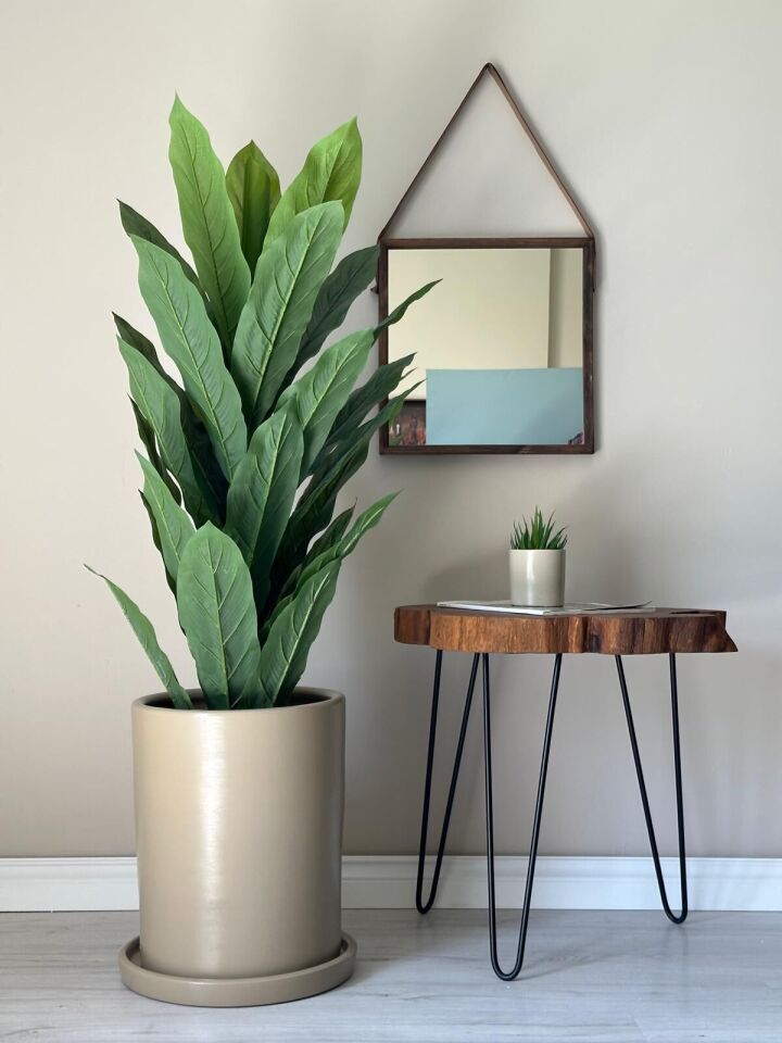 Silindir Saksı Tabaklı Yükseklik 30cm Çap 25cm