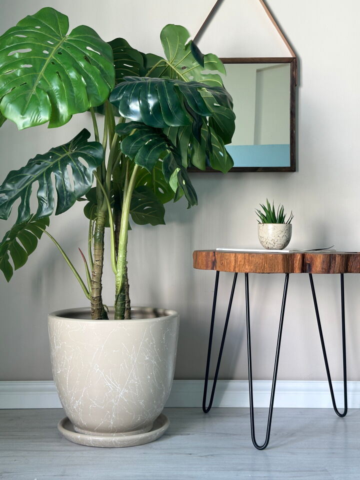 Mia Seri 60 Litre Büyük Boy Klasik Saksı Tabaklı Yükseklik 46cm Çap 46cm