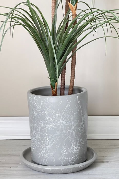 Silindir Saksı -Mia Granit Mermer Desenli H:25cm X Çap: 25cm (15 Litre)