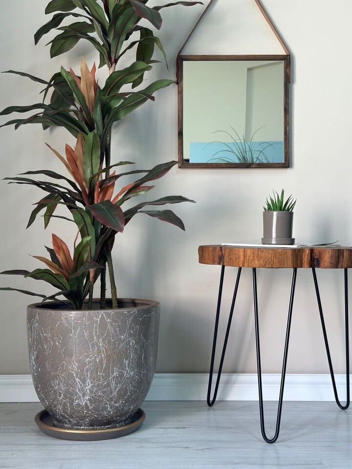 Lily Seri Klasik Saksı Tabaklı Yükseklik 38cm Çap 40cm