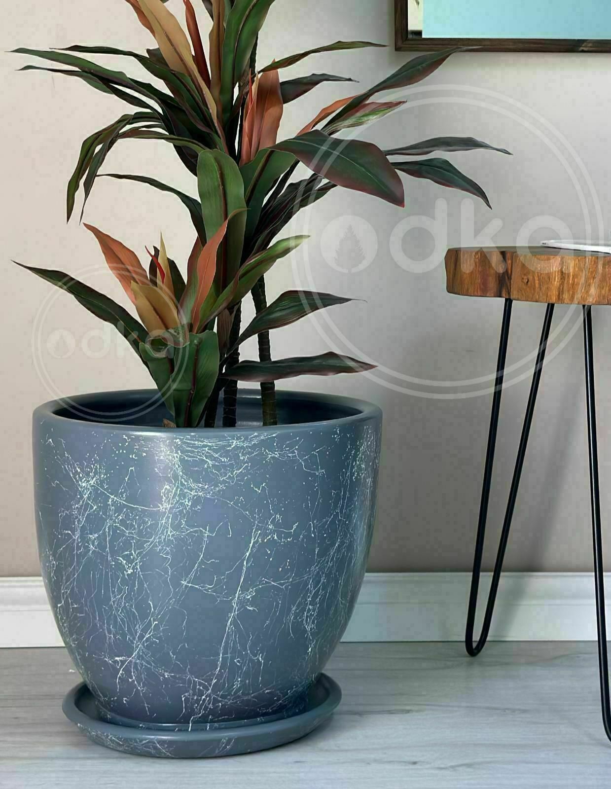 10 Lt Saksı Klasik Saksı Tabaklı Yükseklik 23cm Çap 25cm Koyu Füme Mermer Desenli