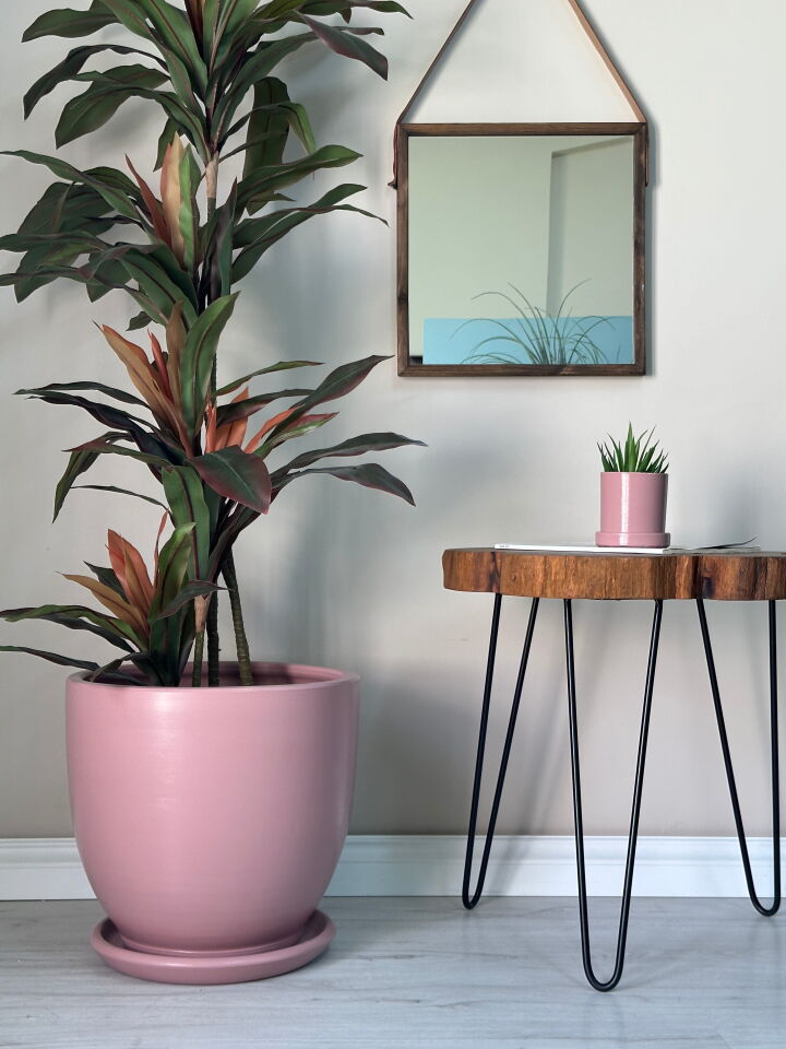 Klasik Saksı Tabaklı Yükseklik 38cm Çap 40cm Pembe