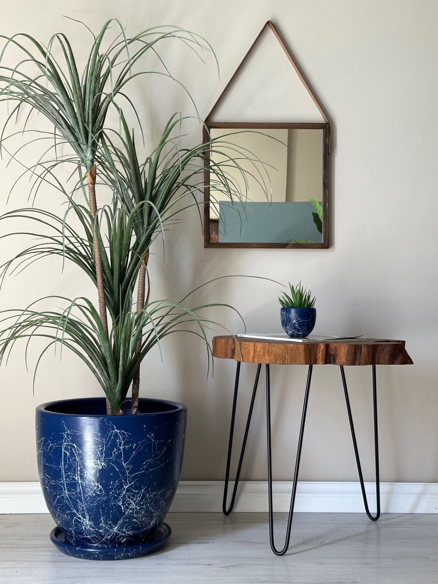 Klasik Saksı Tabaklı Mia Seri- Gece Mavisi Mermer Desenli