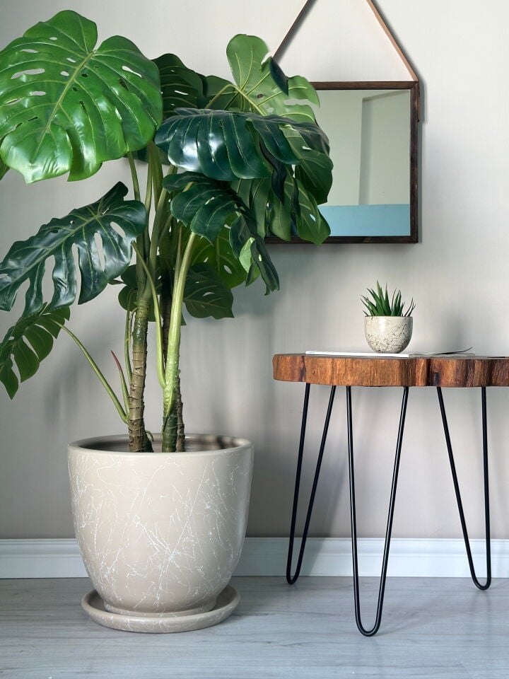 Mia Seri 60 Litre Büyük Boy Klasik Saksı Tabaklı Yükseklik 46cm Çap 46cm