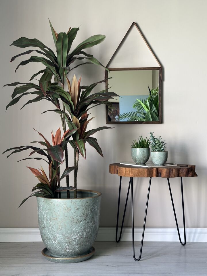 Lily Seri Klasik Saksı Tabaklı Yükseklik 38cm Çap 40cm Mint Yeşili-Beyaz-Gold