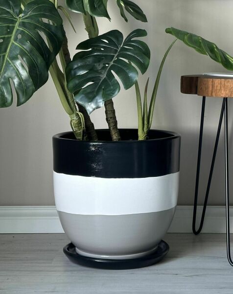 10 Lt Saksı Klasik Saksı Tabaklı Yükseklik 23cm Çap 25cm Siyah-Beyaz-Granit