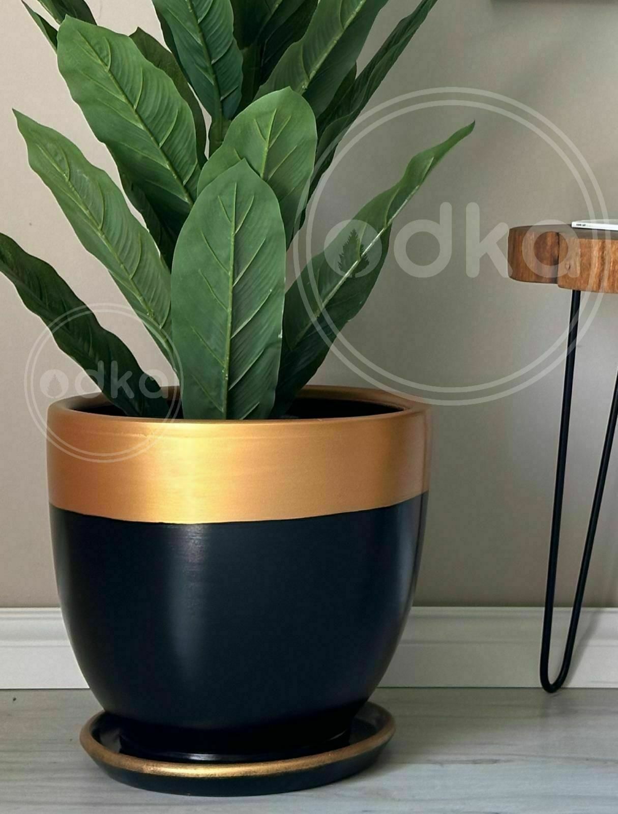 Klasik Saksı Tabaklı Yükseklik 23cm Çap 25cm Siyah-Gold
