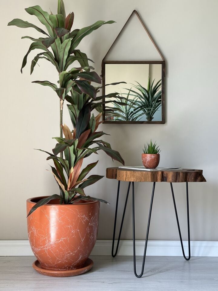 Mia Seri Klasik Saksı Tabaklı Yükseklik 38cm Çap 40cm