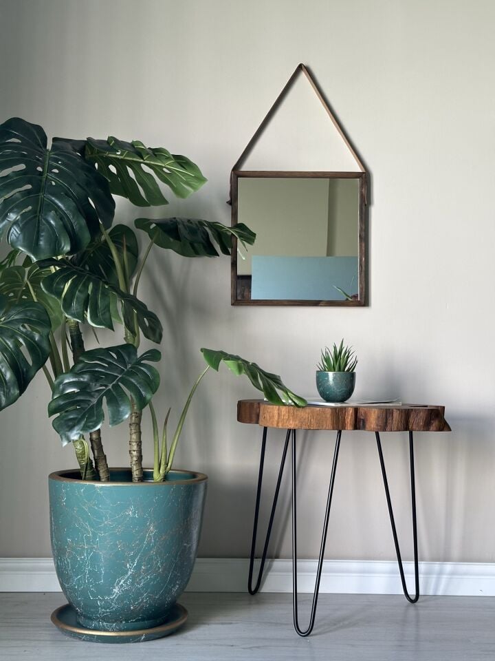 Klasik Saksı Tabaklı Lily Seri- Zümrüt Beyaz Gold