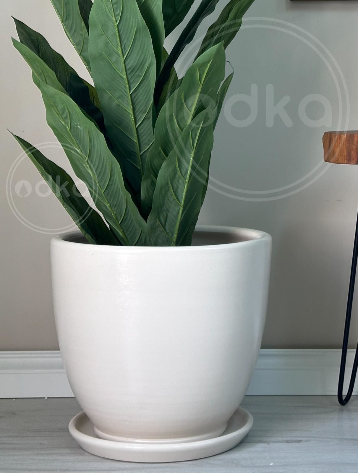 60 Litre Büyük Boy Klasik Saksı Tabaklı Yükseklik 46cm Çap 46cm