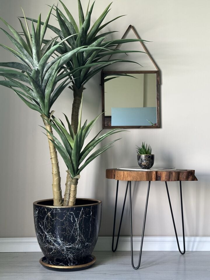 Klasik Saksı Tabaklı Lily Seri- Siyah Beyaz Gold