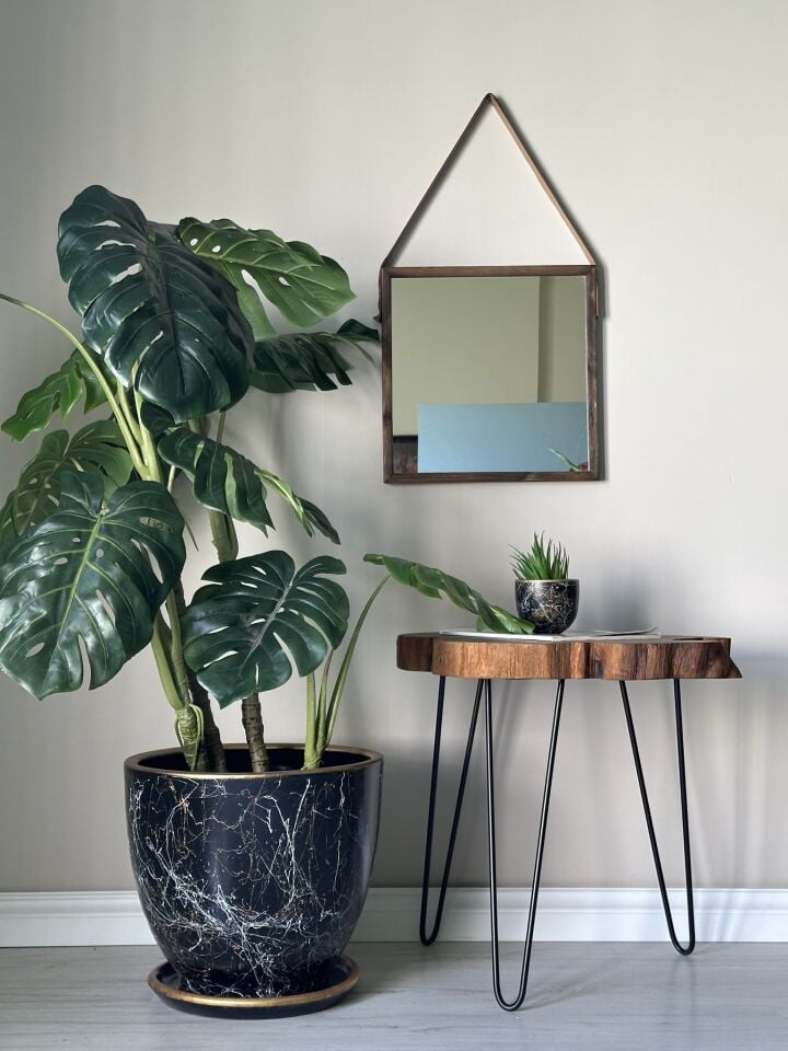 Klasik Saksı Tabaklı Lily Seri- Siyah Beyaz Gold